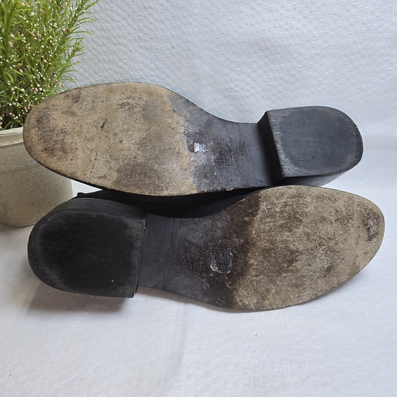 EILEEN FISHER BLACK MOOD BOOTIE BOOTS NUBUCK LEATHER SIZE 8.5 - Picture 3 of 8